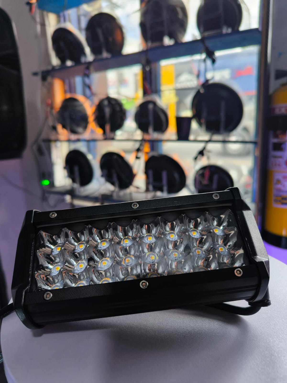 Miniatura 3 de Exploradora Rectangular blanca (tb037w)